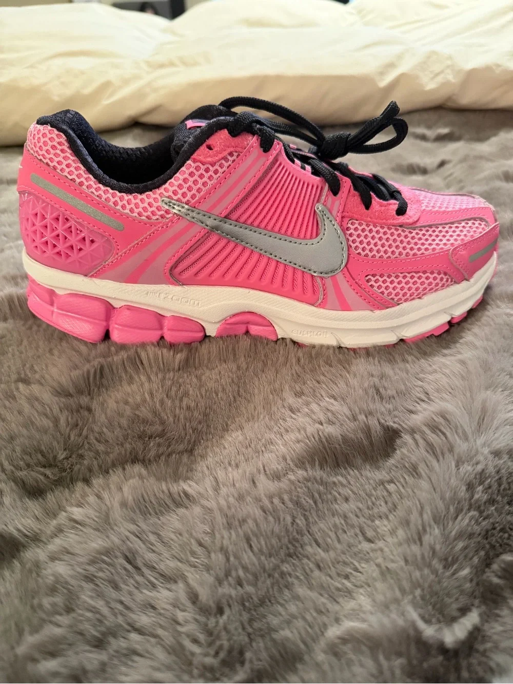 Nike Zoom Vomero 5 NWOT